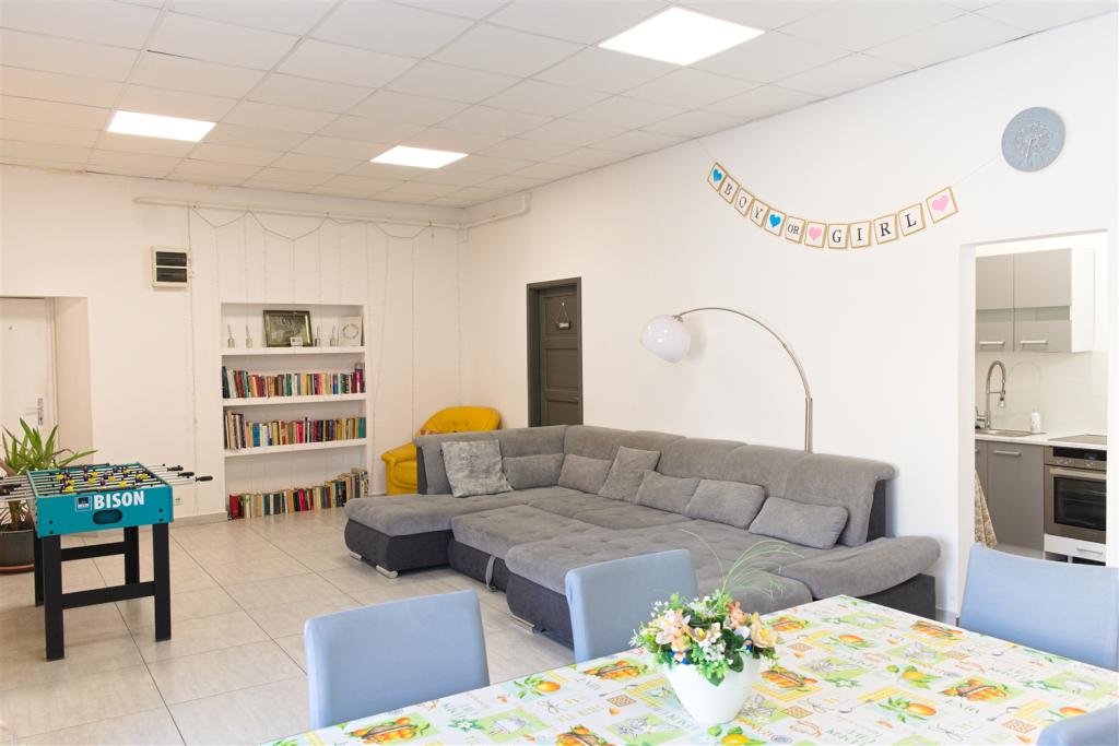 Két hálószobás, nappalis apartman