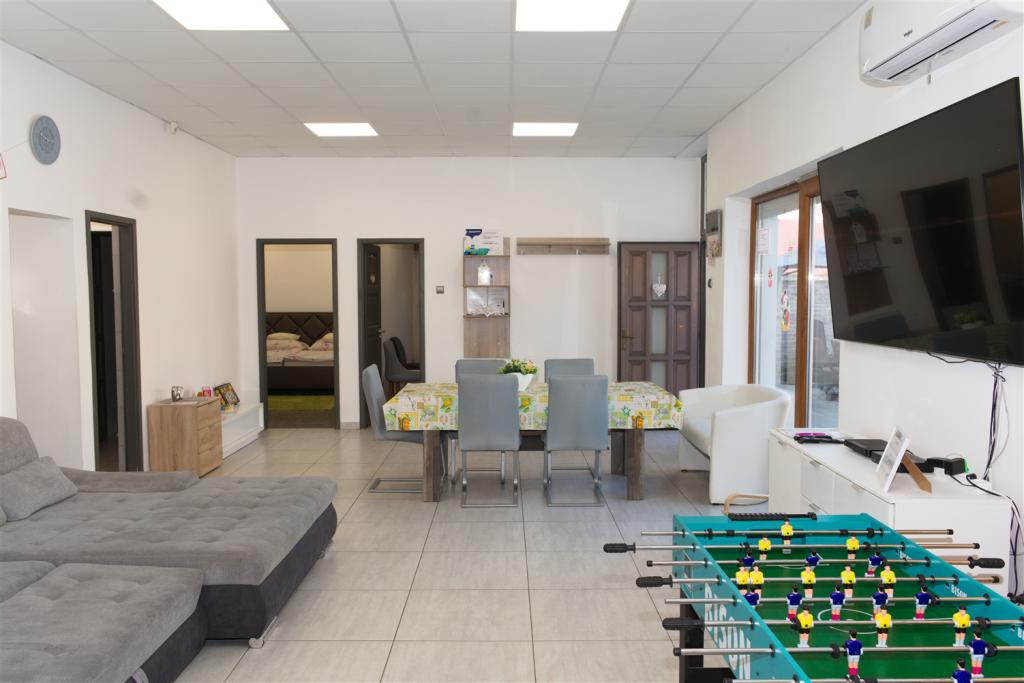 Két hálószobás, nappalis apartman Két hálószobás, nappalis apartman