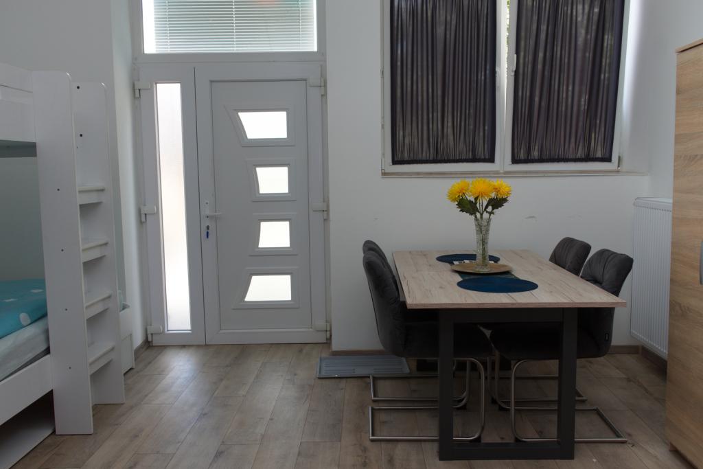 Family - Négyágyas apartman zuhanyzóval